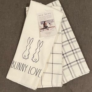 Rae Dunn BUNNY LOVE Kitchen Towel Set